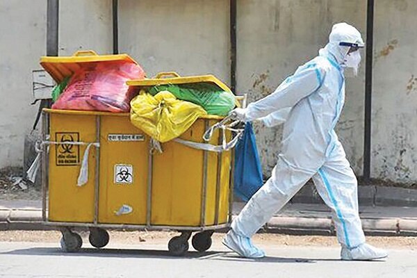 خانی: ۱۱ تن پسماند ویژه از ارومیه به مراکز مجاز امحاء منتقل شد