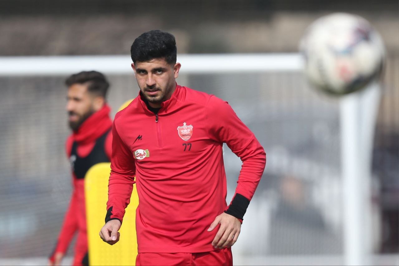 خدابنده لو تنها محروم پرسپولیس مقابل گل گهر