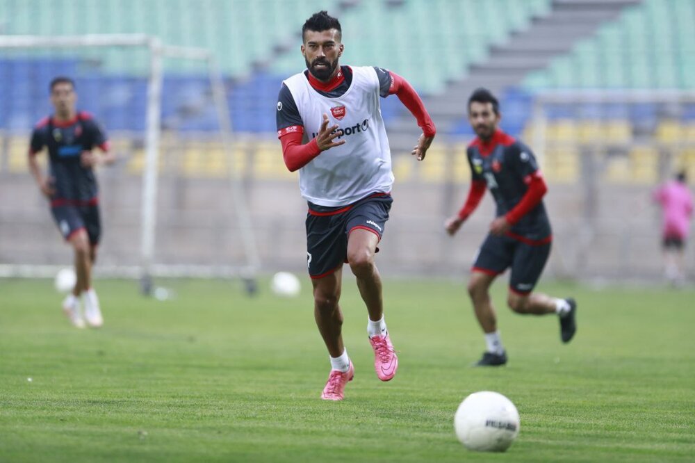 خداحافظی رضاییان از پرسپولیس/ بازیکنی که راه را اشتباه آمده بود!