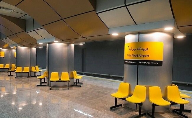 خدمات رسانی در مترو تهران همچنان ادامه دارد