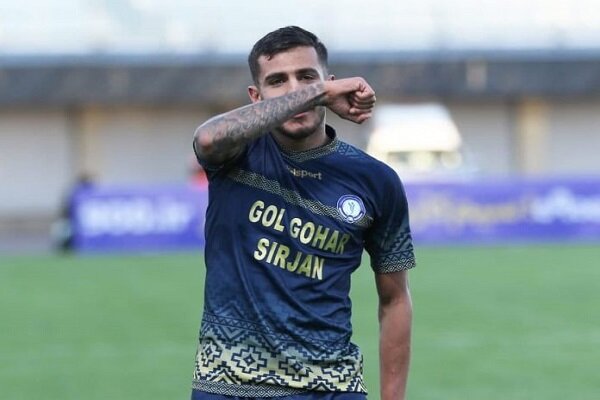 خرید شفاهی استقلال با گل‌گهر سیرجان تمدید کرد