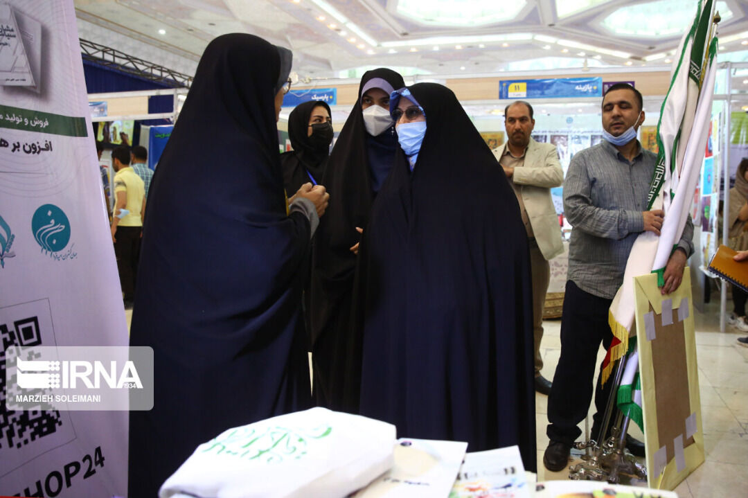 خزعلی: دولت برنامهای منسجم برای حمایت از زنان ناشر و نویسنده دارد