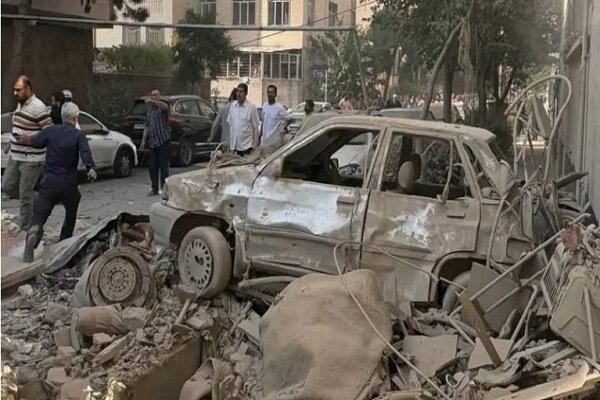 خسارت ۱۱۰ خودروی آسیبدیده ناشی از جنگ در اشنویه پرداخت شد