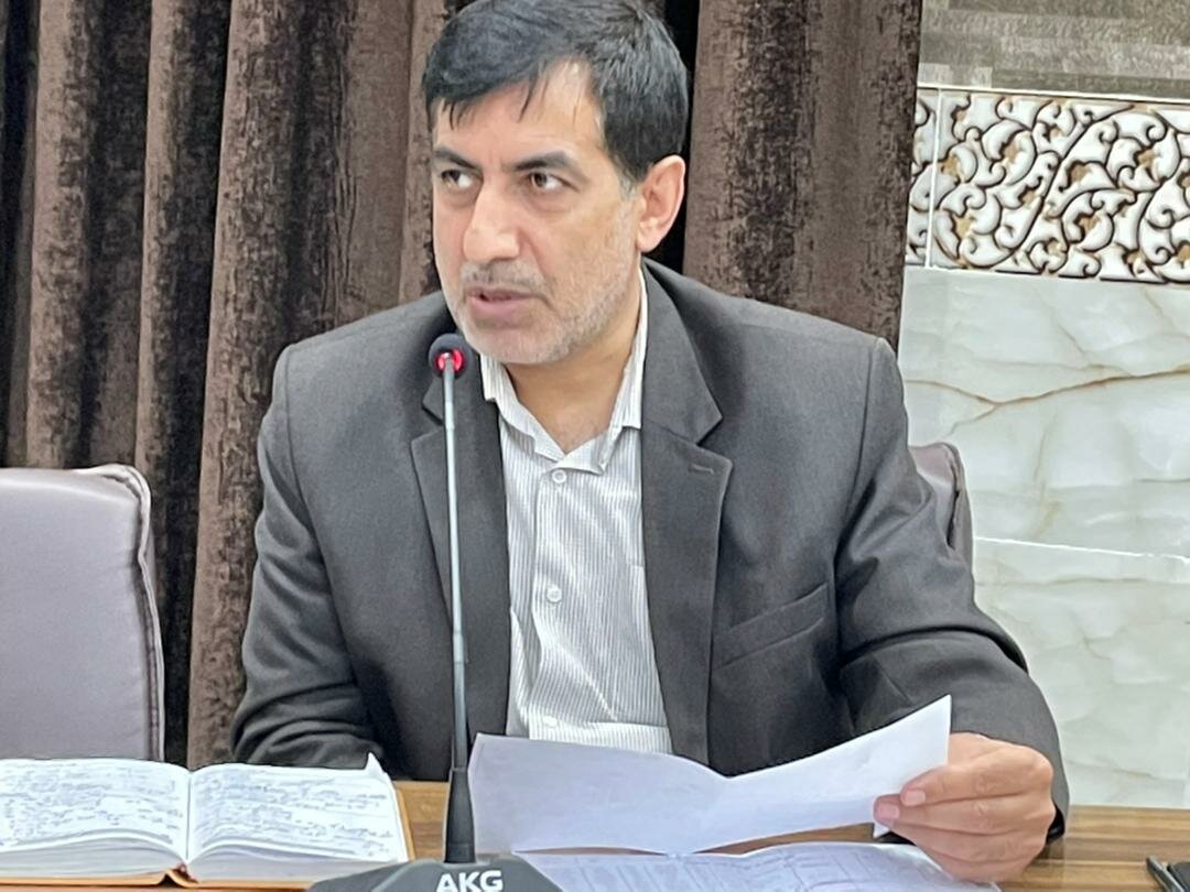 خسروی: ۴۲۴ میلیون تومان کمک نقدی به خانواده زندانیان سنندج واریز شد