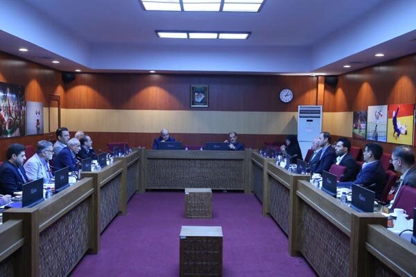 خسرویوفا: پیشبینی نتایج ورزشکاران متفاوت است/ فرصت محدود
است