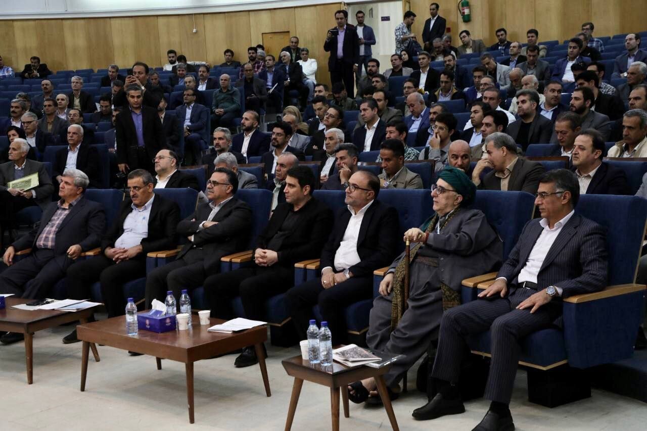 خضری:بیجار نیازمند برنامهای جامع برای مهاجرت معکوس و توسعه پایدار است