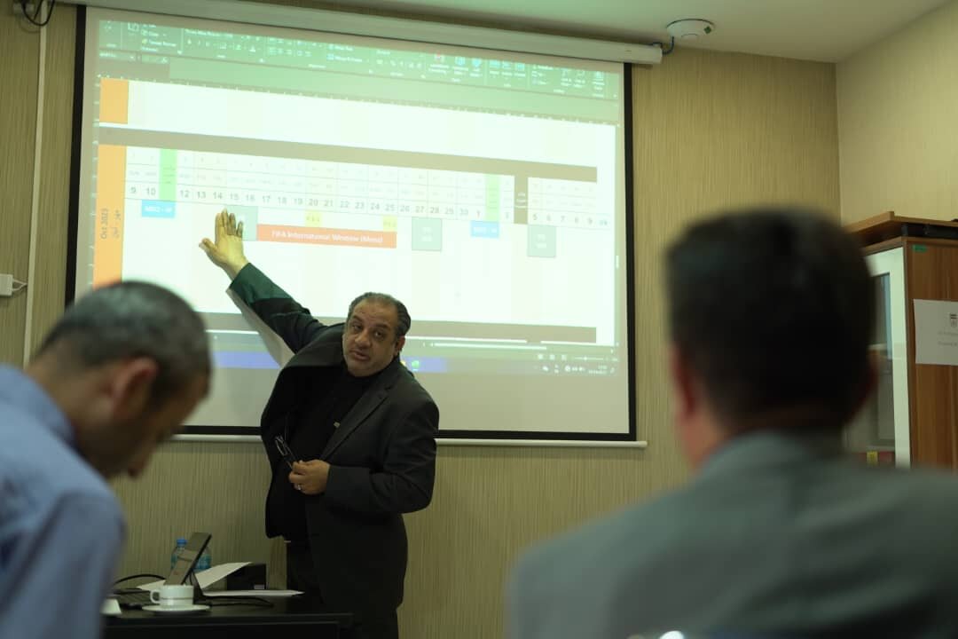 خط قرمز لیگ، تیم ملی است/فکر کردیم می خواهند از ما تشکرکنند!