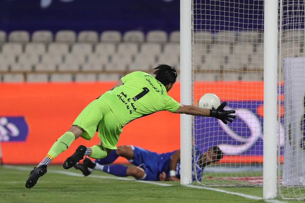 خط قرمز مهدی رحمتی روی اسم علیرضا حقیقی و مسعودشجاعی