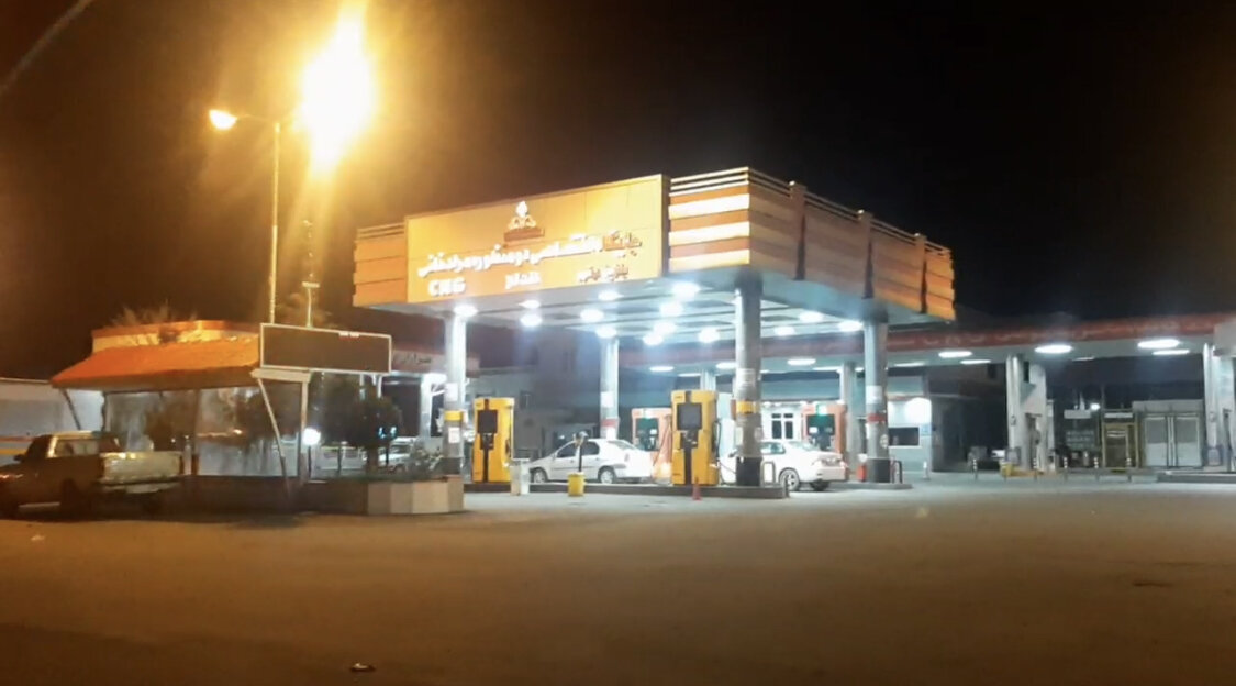 خلوت بودن پمپ بنزین های سلماس