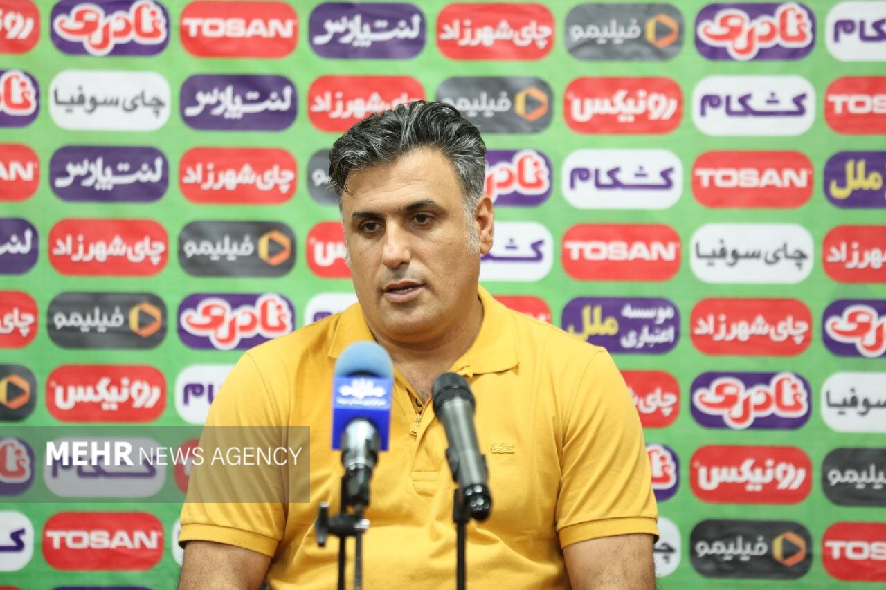 خلیفهاصل:شکست مقابل گلگهر ازارزش بازیکنان استقلال خوزستان کم نمیکند