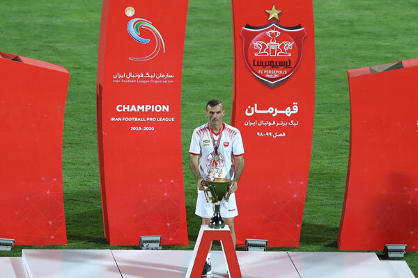 خواسته سیدجلال برای خداحافظی/کاپیتان سرخ‌ها همچنان منتظر مدیرعامل