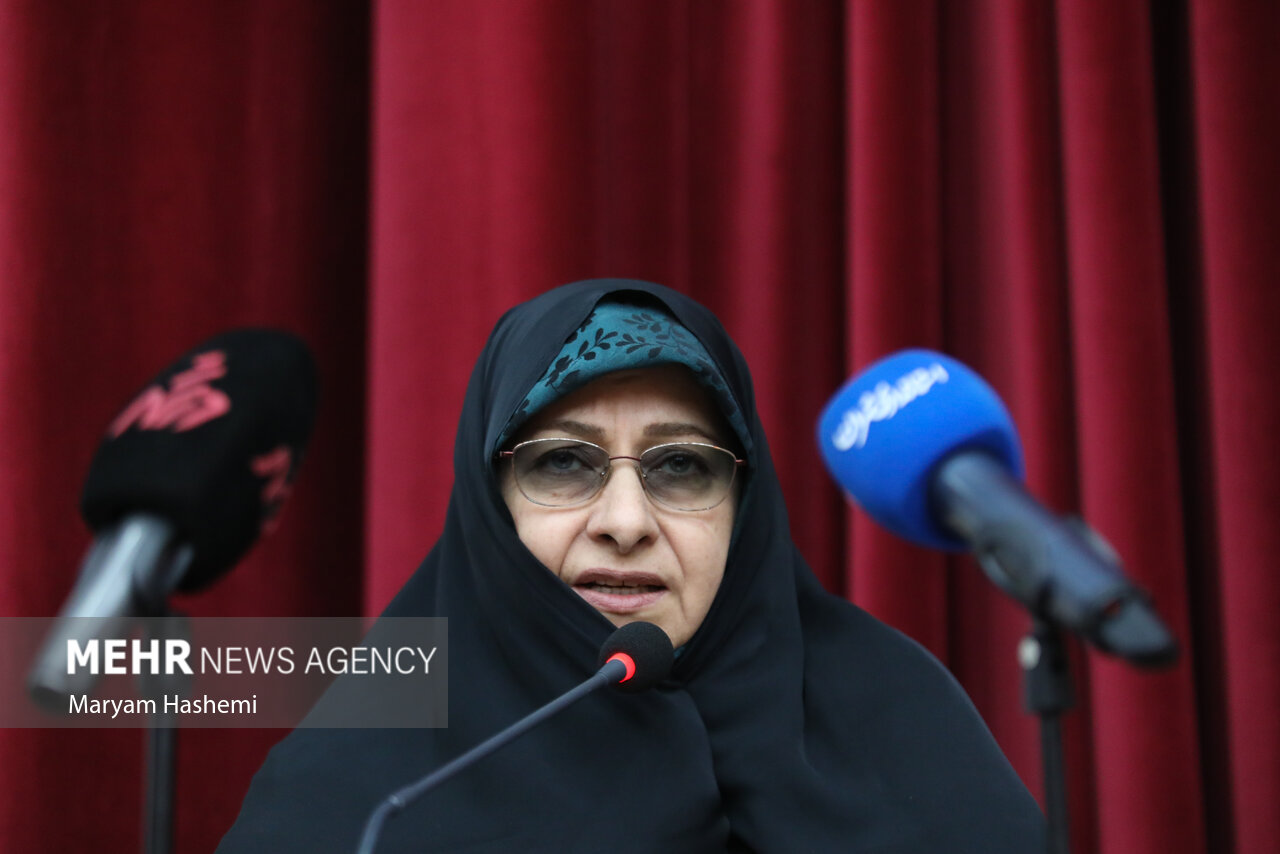 خواهران ما در فلسطین زیر چکمههای اشغالگران جان میدهند