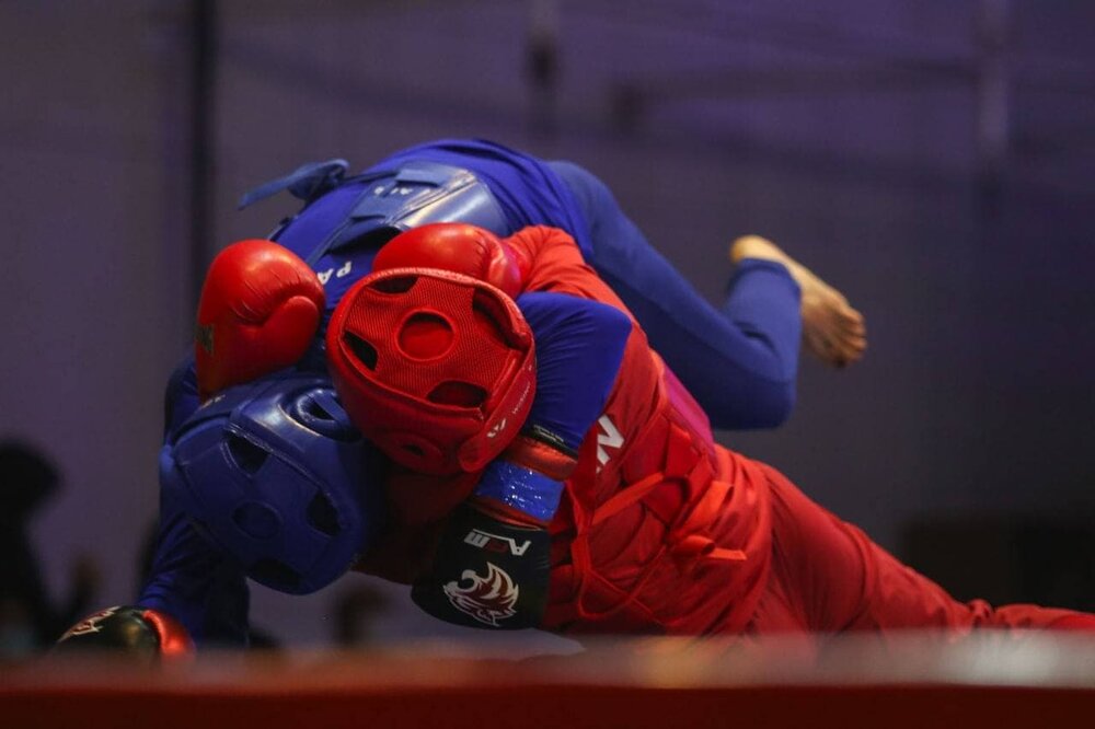 خودنمایی وزارت ورزش برابر دو فدراسیون مشکلدار/ رگ حیاتی قطع شد!