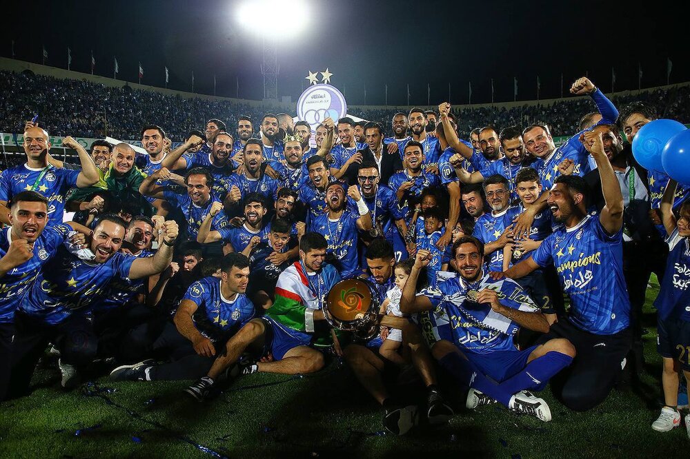 خوشحالم فصل رویایی استقلال را بدون باخت تمام کردیم