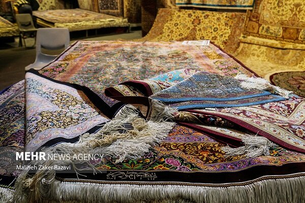 خیرخواه: اطلس فرش آذربایجانغربی بهزودی رونمایی میشود
