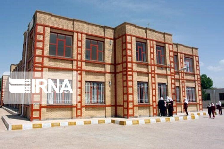 خیرین حدود ۸ هزار میلیارد تومان برای مدرسه سازی هزینه کرده‌اند