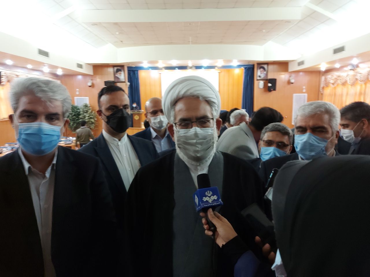 دادستان کل کشور: کلید حل مشکل بورس در دست وزیر اقتصاد است