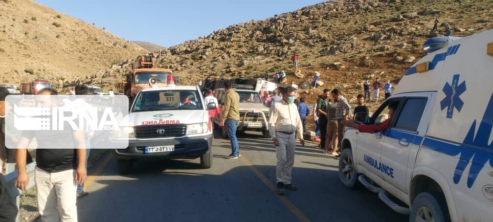 دادسرا تشریفات قانونی در پرونده حادثه اتوبوس خبرنگاران را رعایت کند