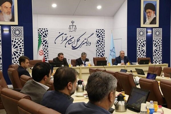 دادگاه‌های صلح در خارج از وقت اداری به پرونده‌ها رسیدگی می‌کنند