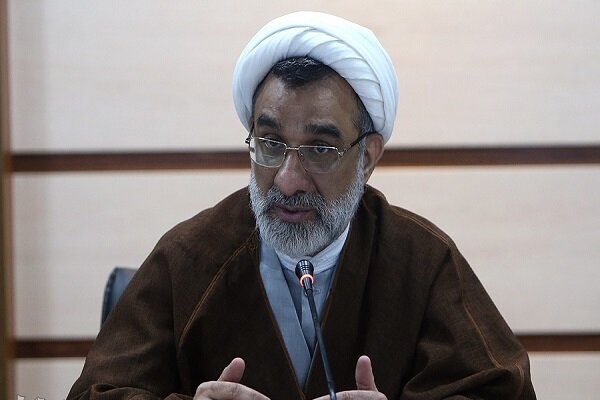 دانش آموزان با استعداد با کارهای پژوهشی مدارس را رشدمیدهند