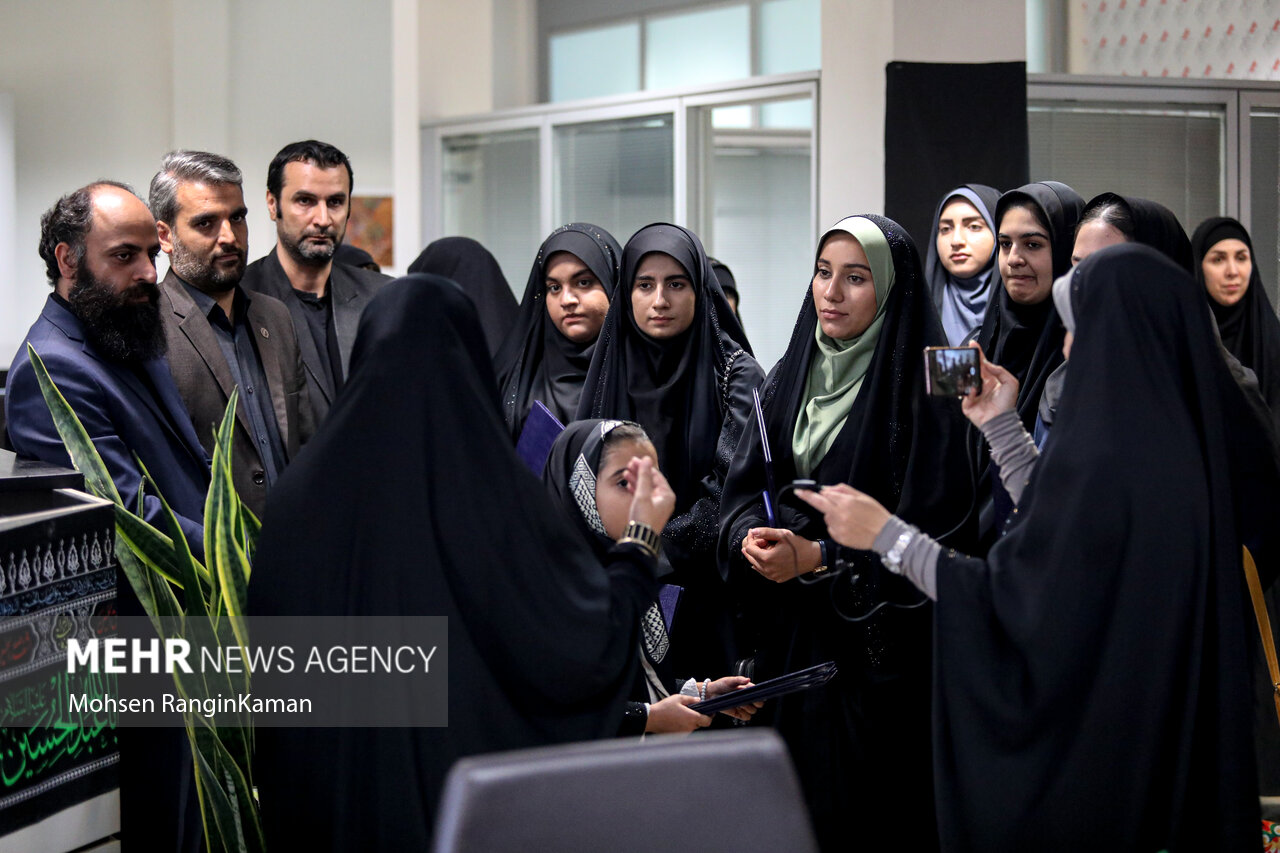 دانش آموزان فعال حوزه رسانه از خبرگزاری مهر بازدیدکردند