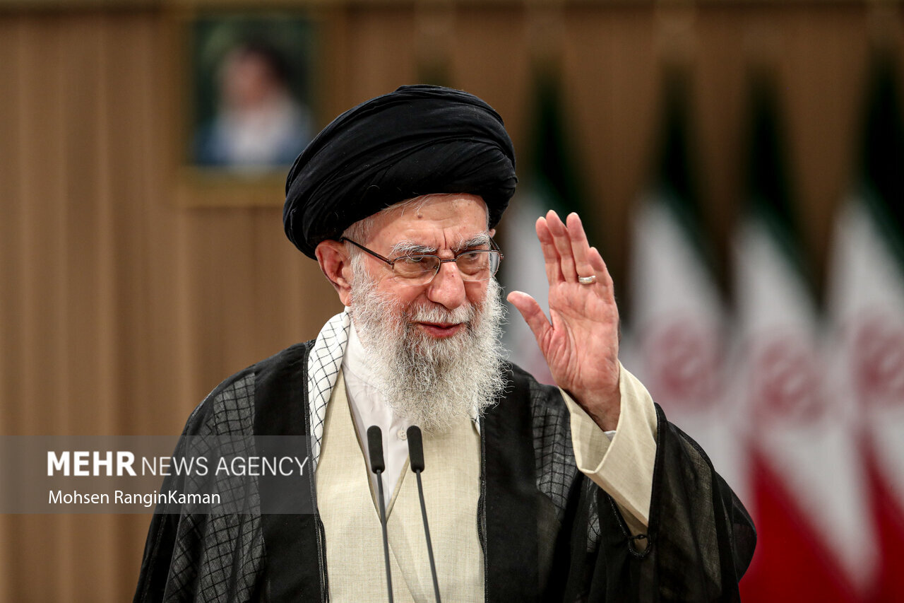 دانشگاهیان آذربایجان غربی:«آیت الله خامنه ای» رهبری عالم و مجاهد بود