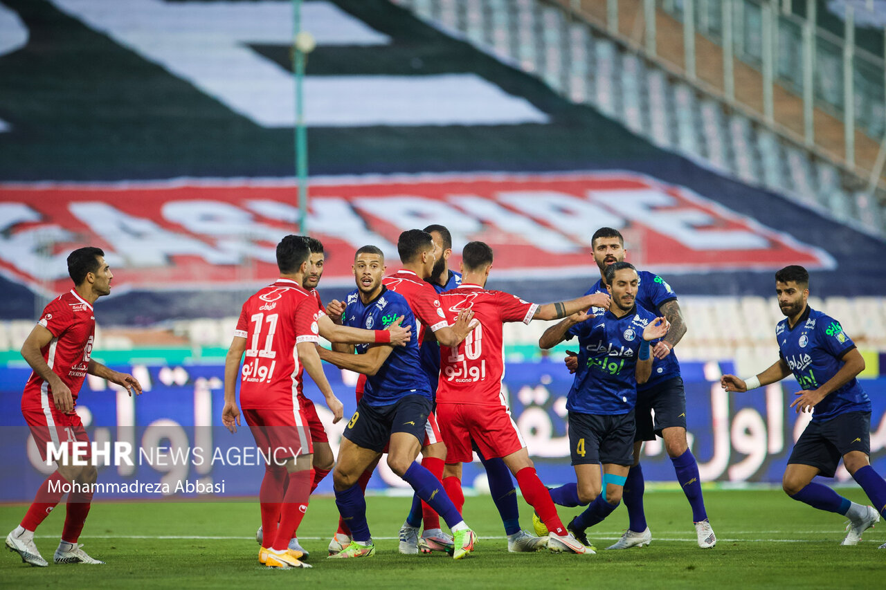 داور یک پنالتی برای استقلال نگرفت