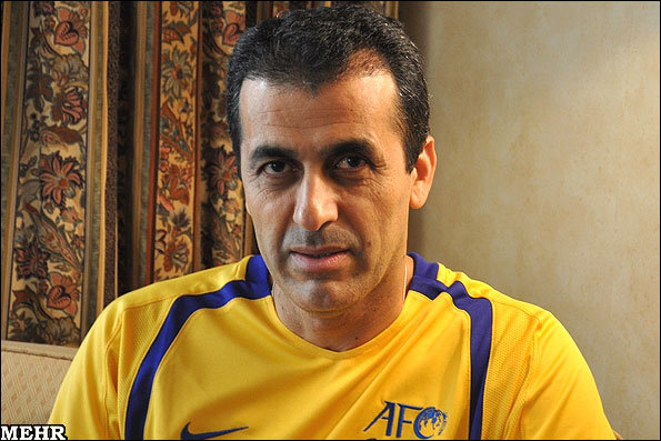 داوران ما زحمات زیادی می کشند/ امیدوارم VAR به فوتبال مابیاید