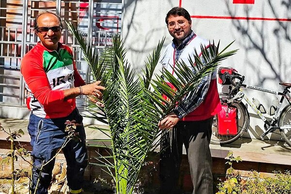 داوطلب هلالاحمر ۵۶ کشور را رکاب زد