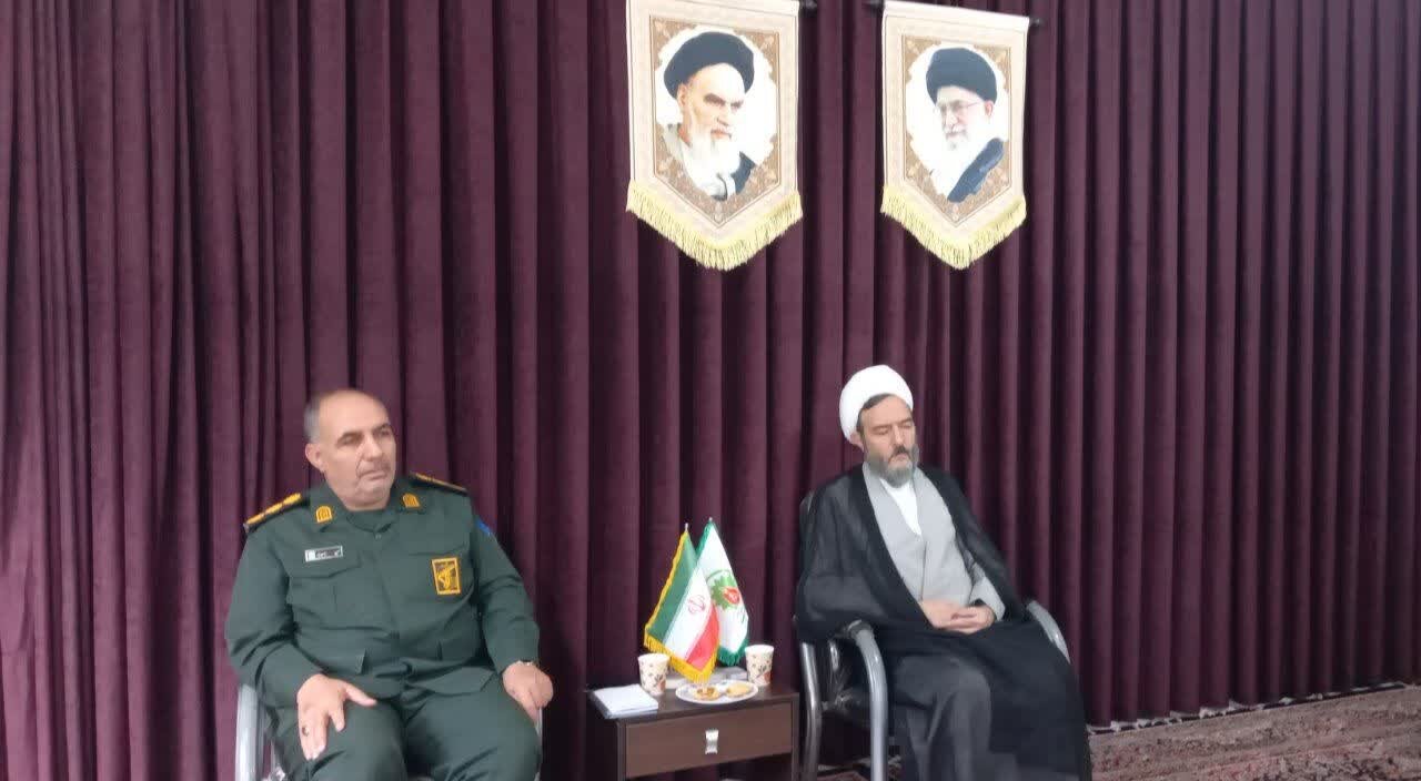 داوم انقلاب اسلامی در گرو حرکت در مسیر شهداست