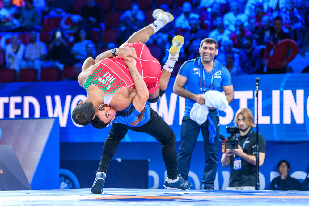 دبیر: این مدالها نباید ما را گول بزند/ کشتی هنوز در اول راه است