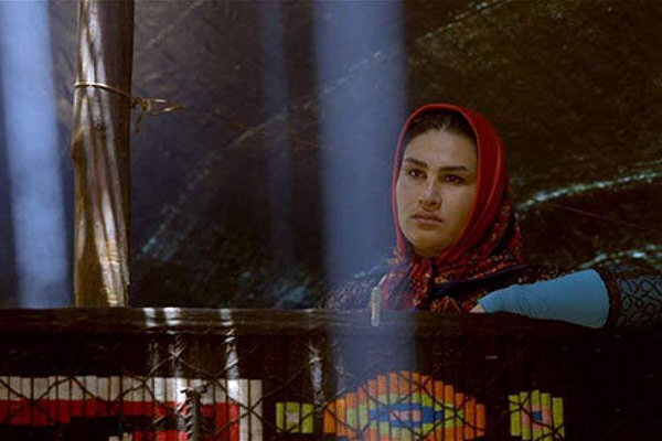 دختر عشایری که قهرمان ایران شد/ آموزش کیکبوکسینگ در سیاهچادر!