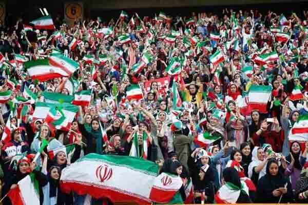 درباره ورود بانوان تصمیم‌گیری شود/باعث بی‌اعتباری مسابقات نشوید