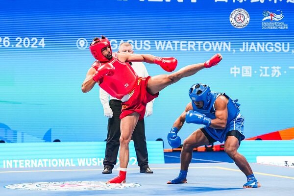 درخشش طلا بر گردن ووشوکار ایرانی