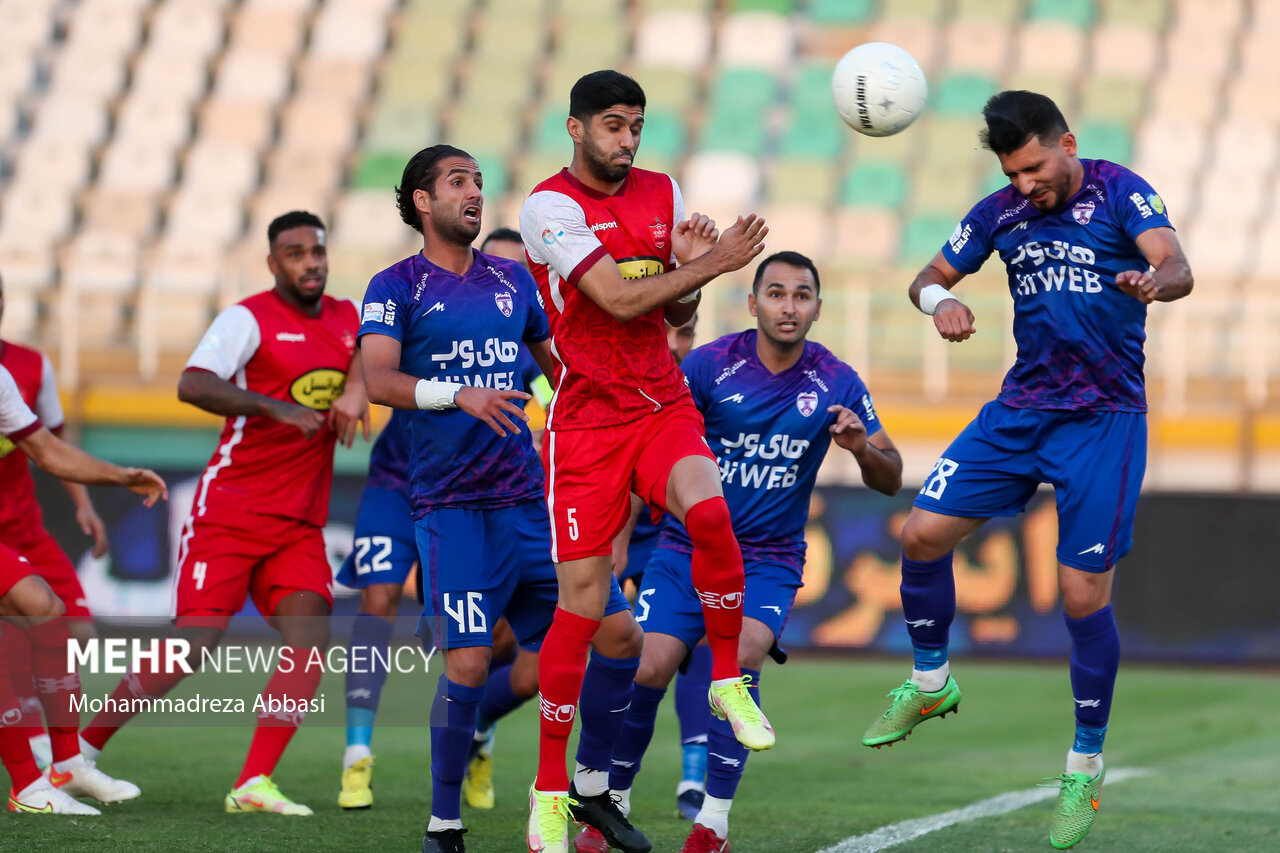 درخواست مربی هوادار قبل از بازی با پرسپولیس/میخواهیم میزبانباشیم