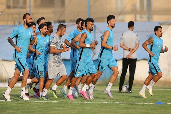 دردسر جدید برای استقلال/ یک بازیکن باید از فهرست کنار گذاشته شود