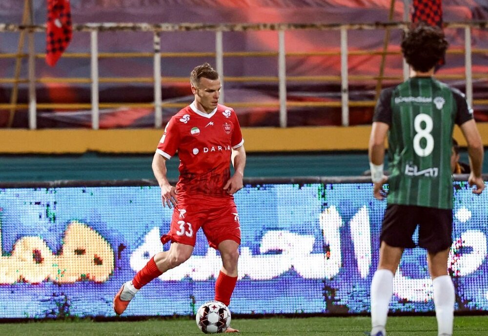 دردسر جدید برای سرخپوشان؛ پیام بازیکن مازادی که پرسپولیس را نگران کرد!