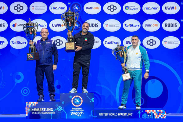 درس اخلاق سرمربی کشتی فرنگی ایران؛ دو قهرمانی جهان برای حسن رنگرز