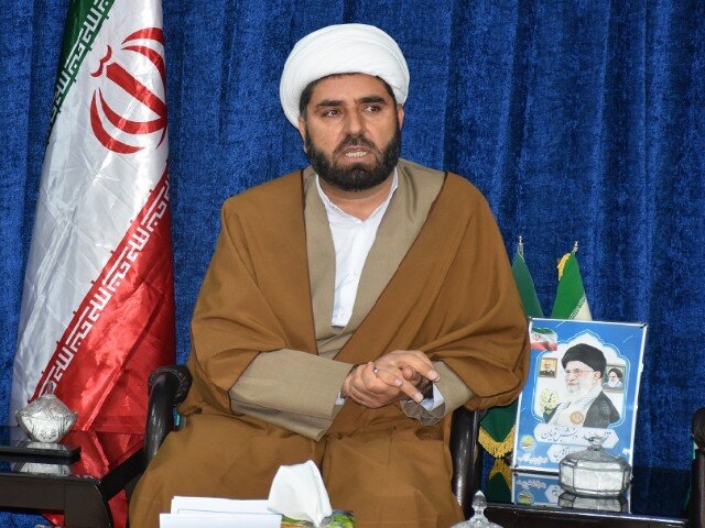 درسهای اخلاقی پیشکسوتان جوانان را به فعالیتهای مذهبی جذب میکند