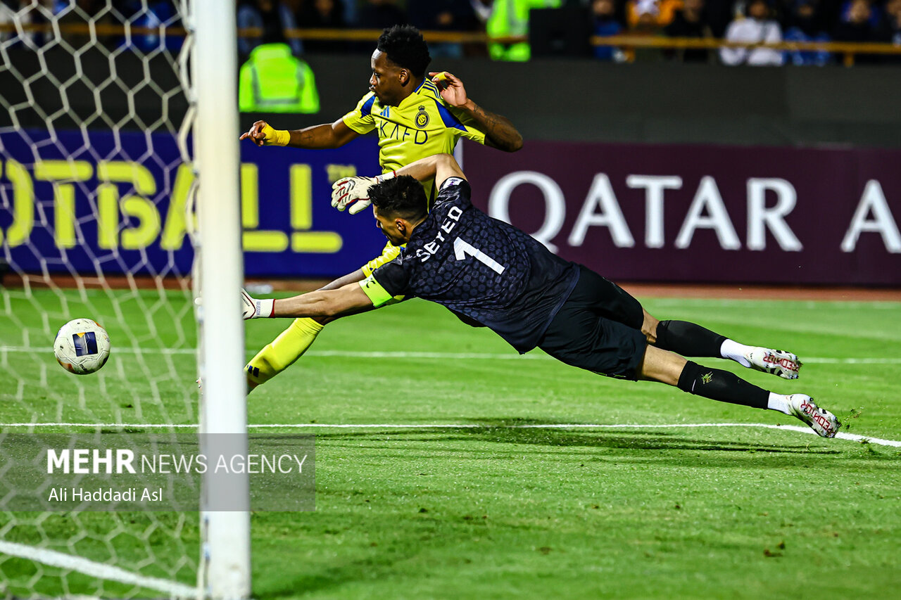 دروازه بان استقلال در تیم منتخب هفته لیگ نخبگان آسیا