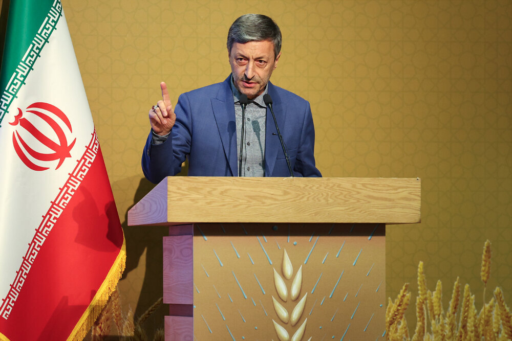 دست قدرتمند نیروهای مسلح عاملان جنایت علیه ایران را رها نخواهد کرد