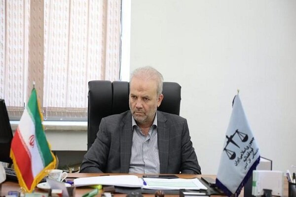 دستفروشی یک معضل ریشهدار است و نیاز به مدیریت هوشمند دارد