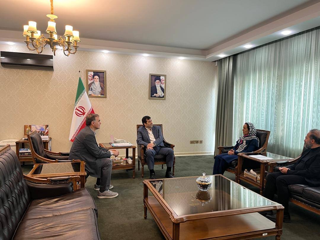 دستور وزیر برای حمایت از یک زن کوهنورد در یک صعود بزرگ