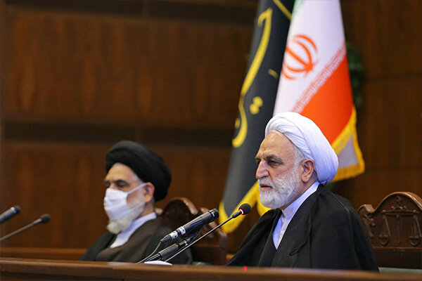 دستگاه نظارتی باید منزه و در برابر تخلف و آلودگی حساس باشد