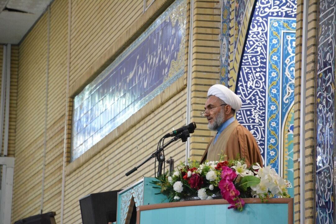 دشمنان نظام توطئههای شیطانی برای زنان و دختران ایرانی
دارند