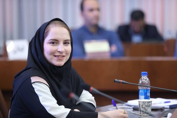 دعوت از ثریا آقایی برای شرکت در برنامه 《ویش》