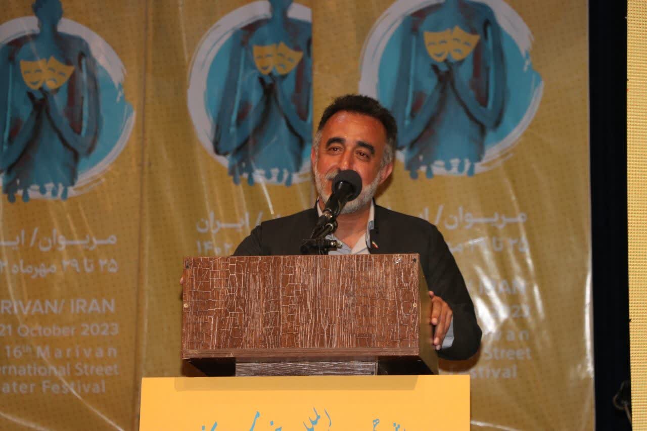 دعوت نامه جشنواره تئاتر خیابانی مریوان به ۴۰ کشور ارسال شد