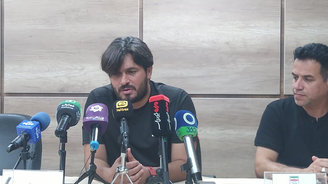 دقیقی: شمس آذر در بحرانیترین روزهای خود قرار دارد