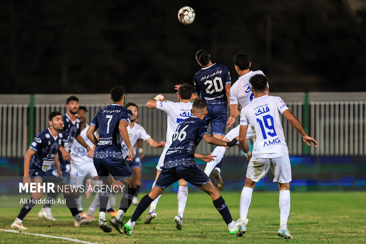 دلایل ناکامی استقلال و یک هشدار مهم؛ قعرنشین با یک برد صدرنشین می‌شود!