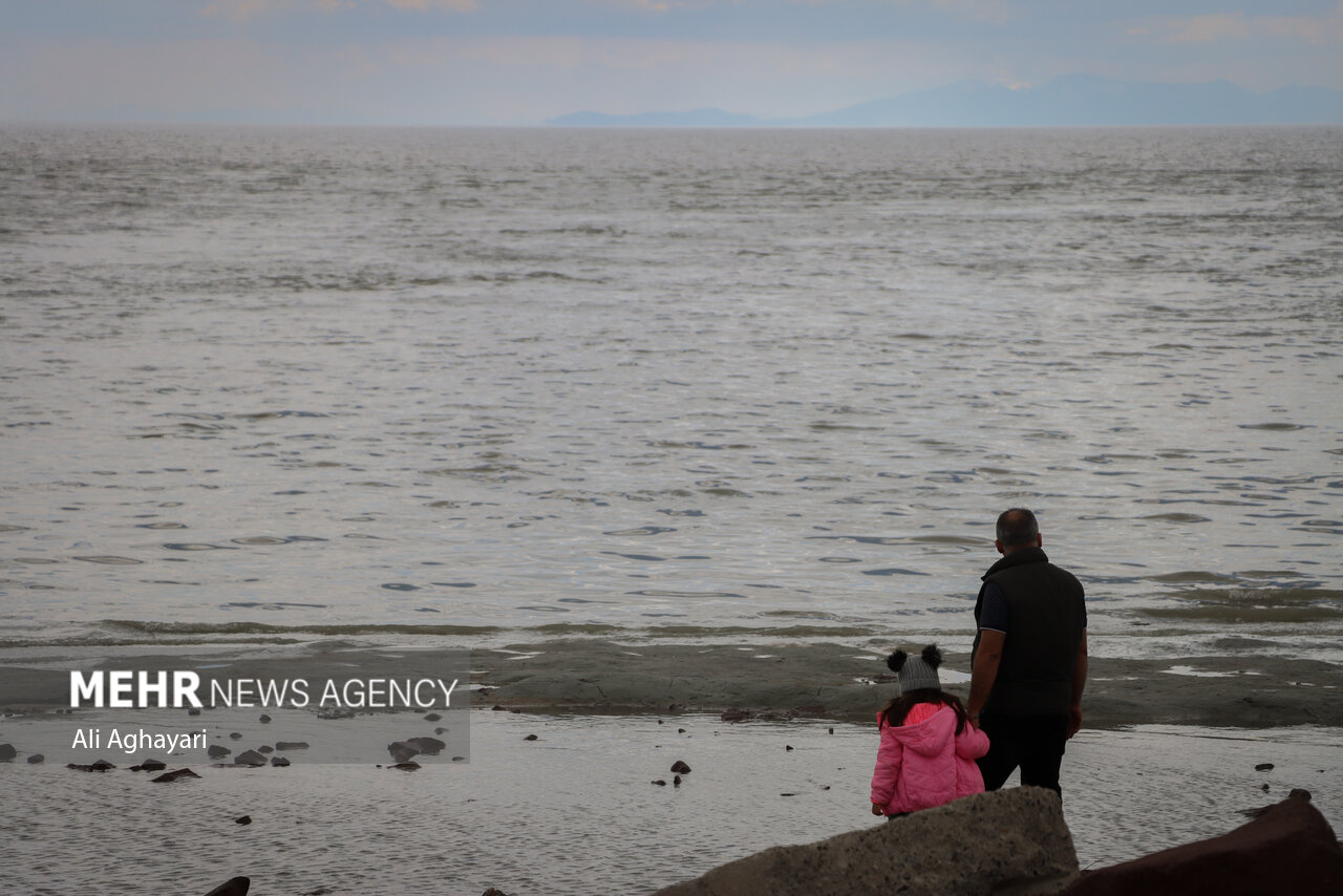 دلشوره دریاچه ارومیه ادامه دارد/ وعدهها محقق
میشود؟